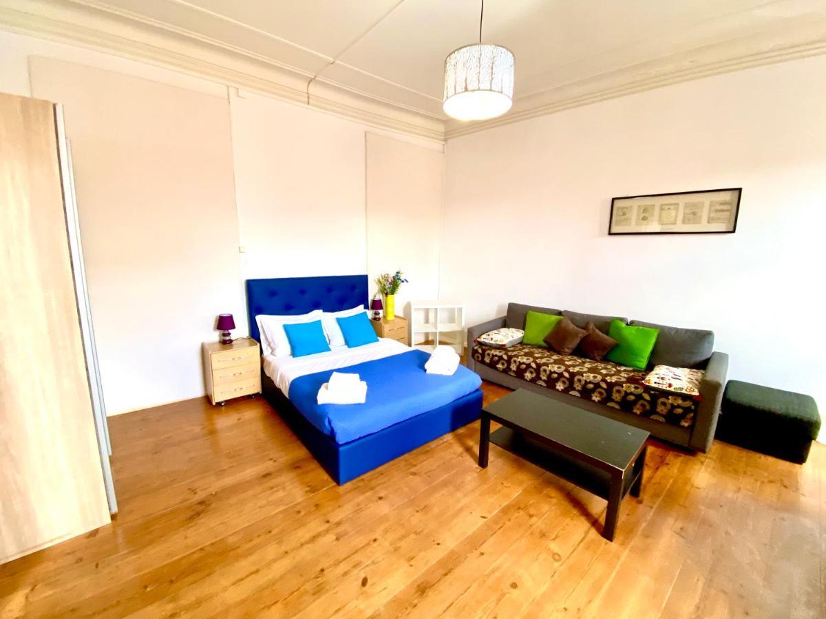 Classic Chiado 1 - Central Guest House Room With Shared Bathroom Lissabon Exterior foto